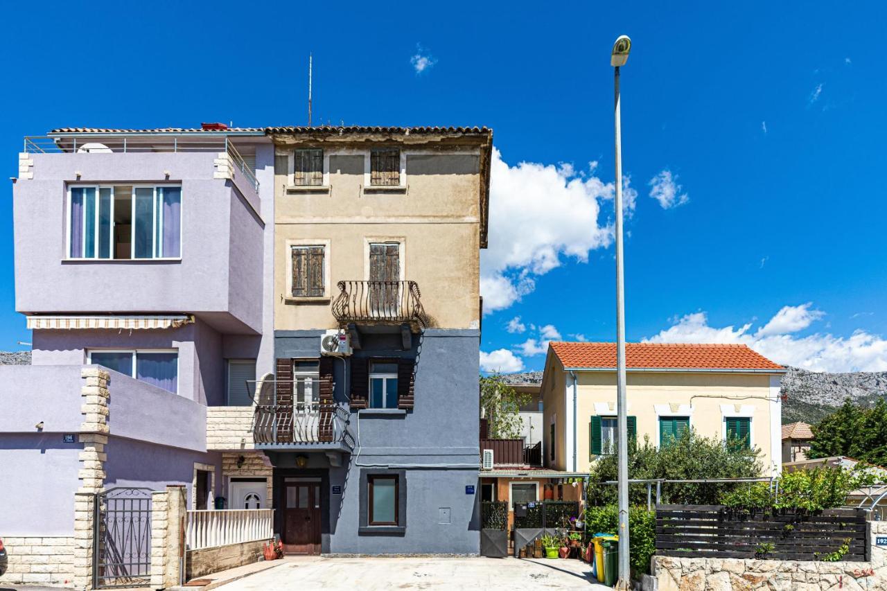 Apartments Keka Kastela Exterior photo