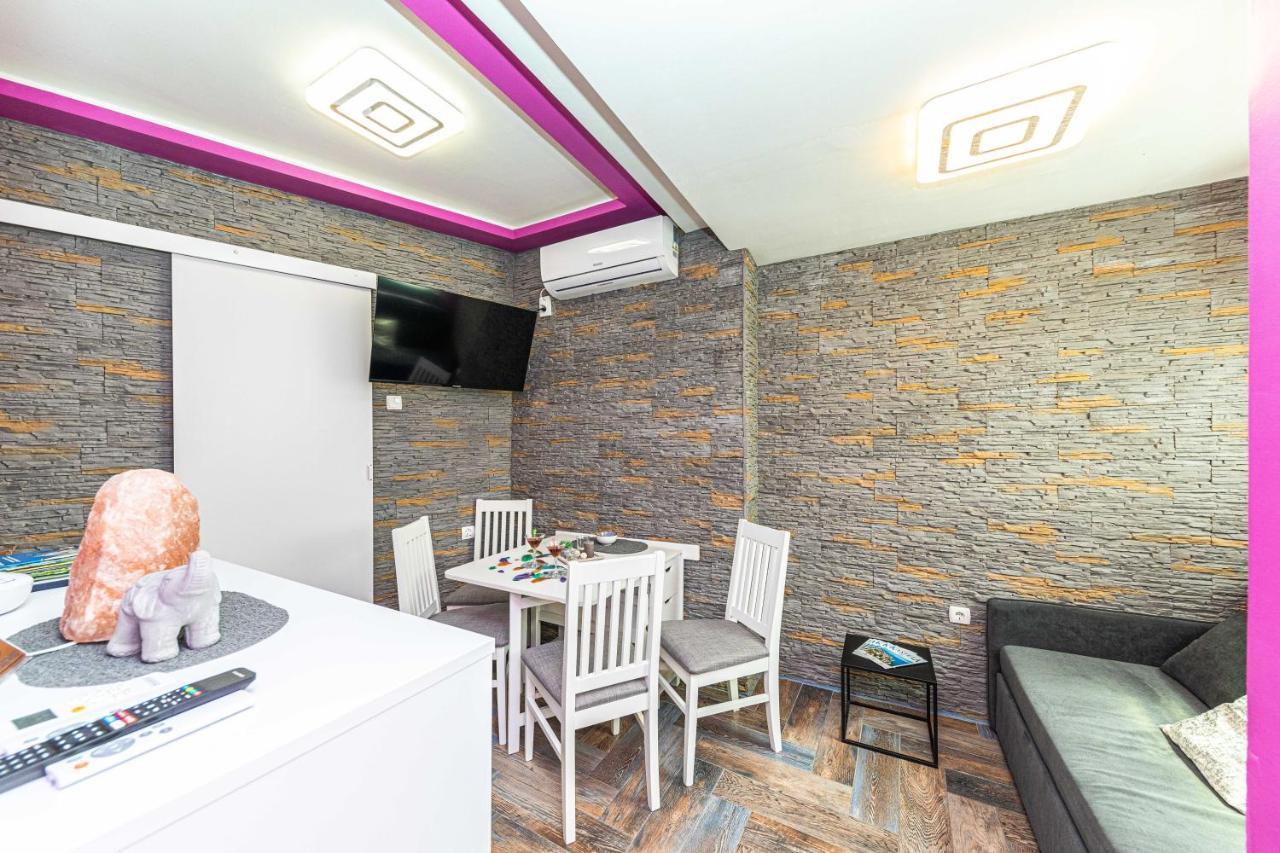 Apartments Keka Kastela Exterior photo